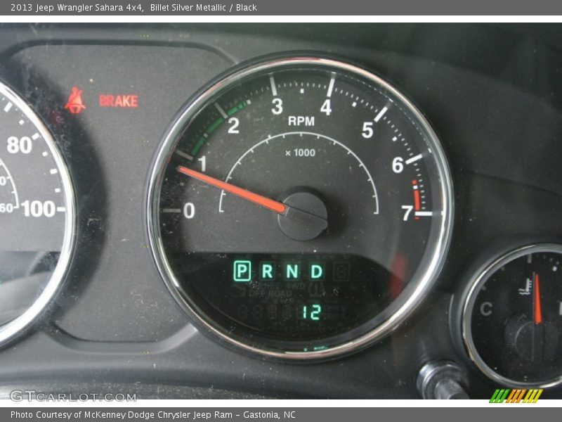 Billet Silver Metallic / Black 2013 Jeep Wrangler Sahara 4x4