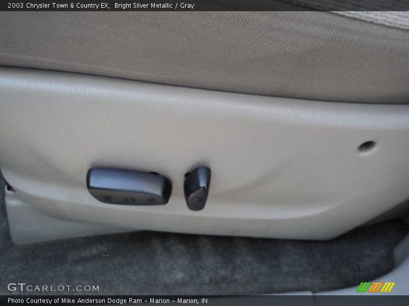 Bright Silver Metallic / Gray 2003 Chrysler Town & Country EX