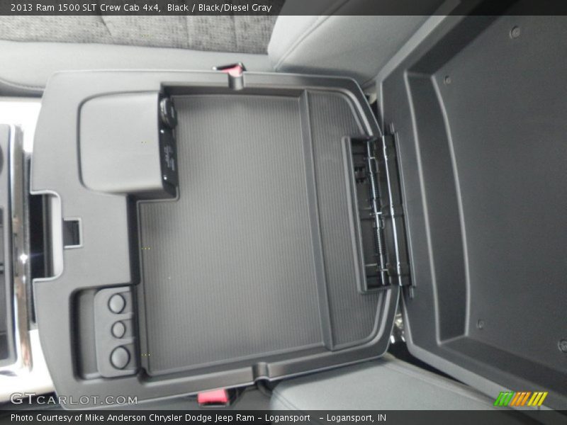 Black / Black/Diesel Gray 2013 Ram 1500 SLT Crew Cab 4x4