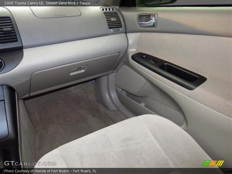 Desert Sand Mica / Taupe 2006 Toyota Camry LE