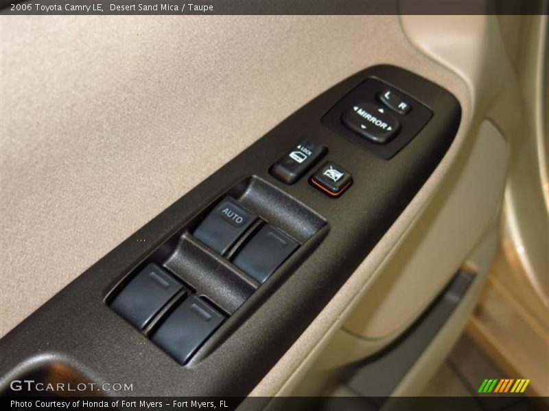 Desert Sand Mica / Taupe 2006 Toyota Camry LE