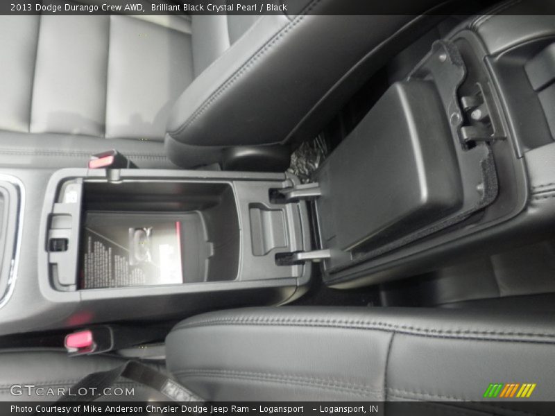 Brilliant Black Crystal Pearl / Black 2013 Dodge Durango Crew AWD