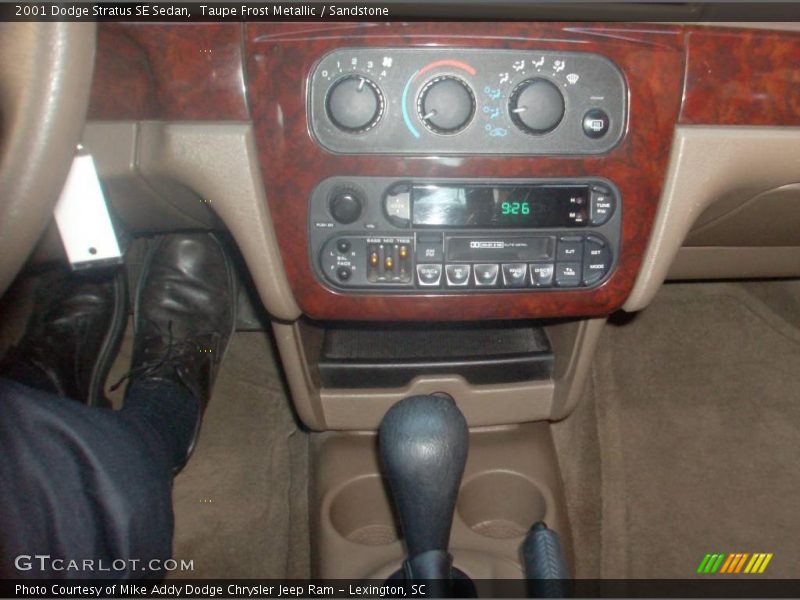 Taupe Frost Metallic / Sandstone 2001 Dodge Stratus SE Sedan