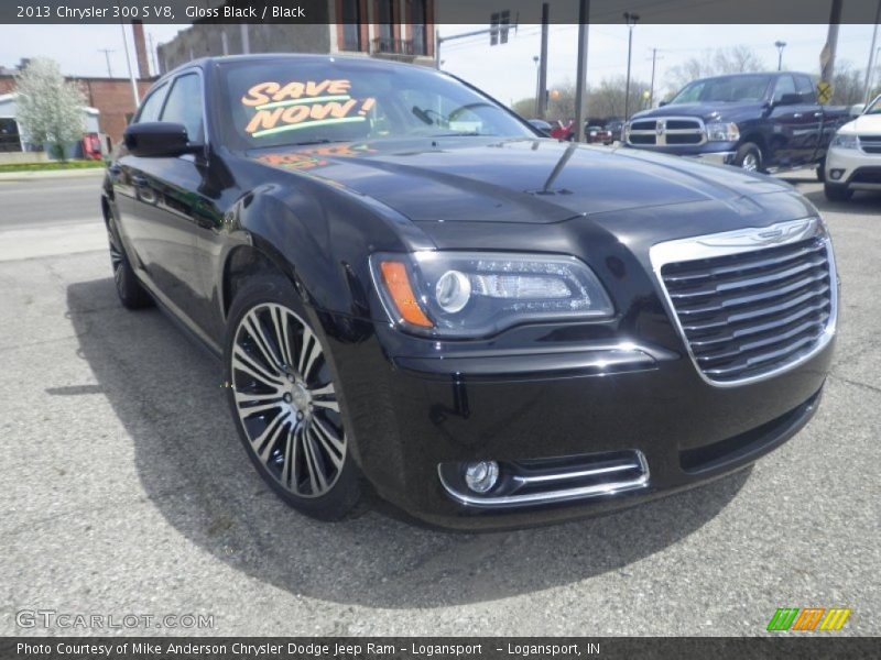 Gloss Black / Black 2013 Chrysler 300 S V8