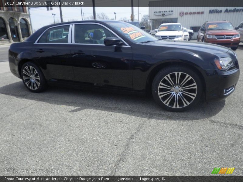 Gloss Black / Black 2013 Chrysler 300 S V8