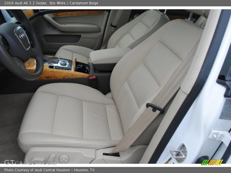 Front Seat of 2009 A6 3.2 Sedan