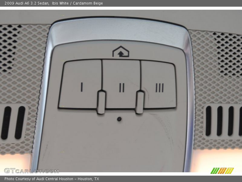 Controls of 2009 A6 3.2 Sedan