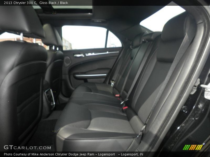 Gloss Black / Black 2013 Chrysler 300 C
