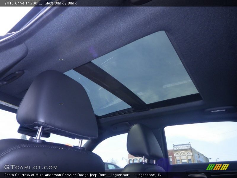 Gloss Black / Black 2013 Chrysler 300 C