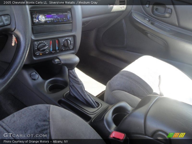 Silverstone Metallic / Medium Gray 2005 Chevrolet Monte Carlo LS