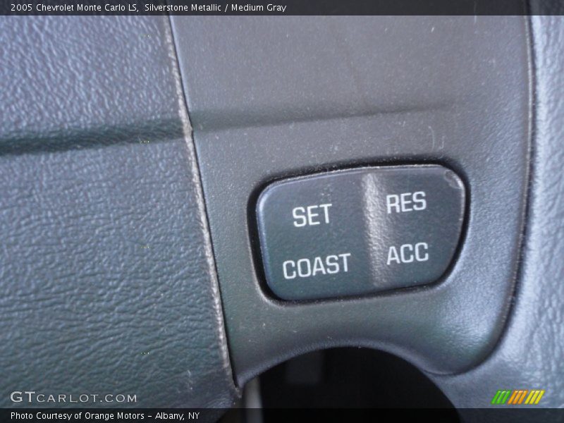 Silverstone Metallic / Medium Gray 2005 Chevrolet Monte Carlo LS