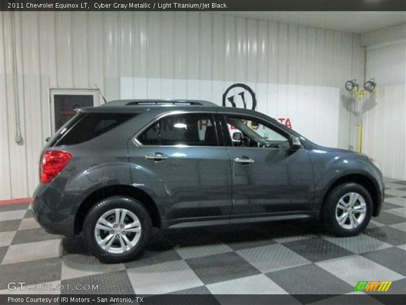Cyber Gray Metallic / Light Titanium/Jet Black 2011 Chevrolet Equinox LT