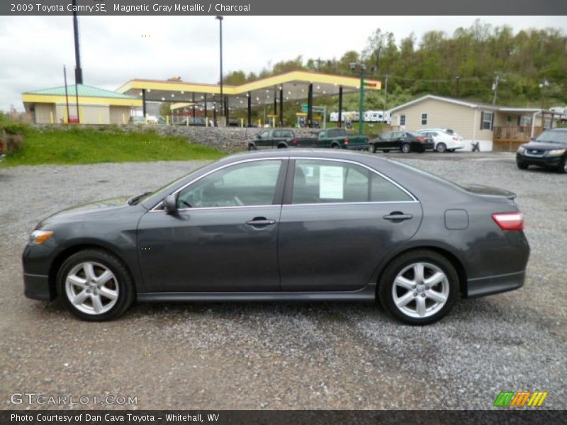 Magnetic Gray Metallic / Charcoal 2009 Toyota Camry SE