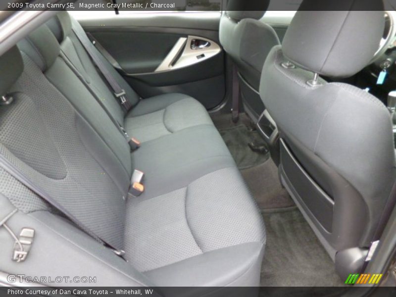 Magnetic Gray Metallic / Charcoal 2009 Toyota Camry SE