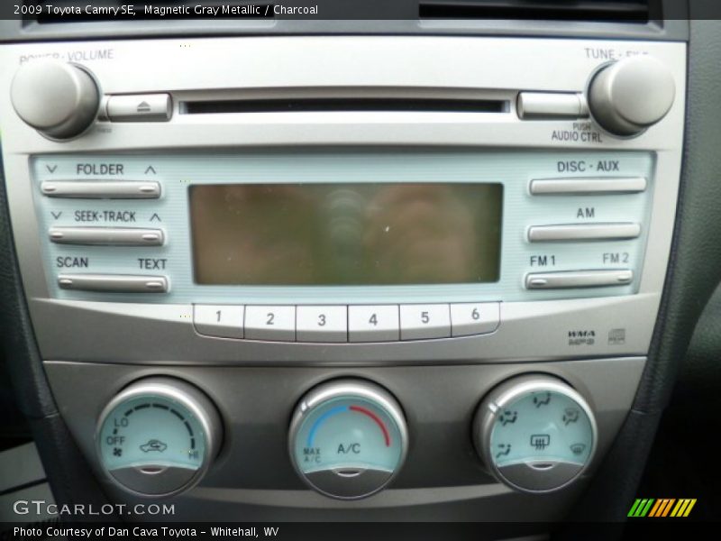 Magnetic Gray Metallic / Charcoal 2009 Toyota Camry SE