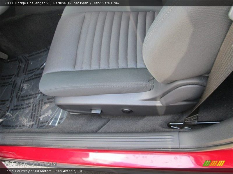 Redline 3-Coat Pearl / Dark Slate Gray 2011 Dodge Challenger SE
