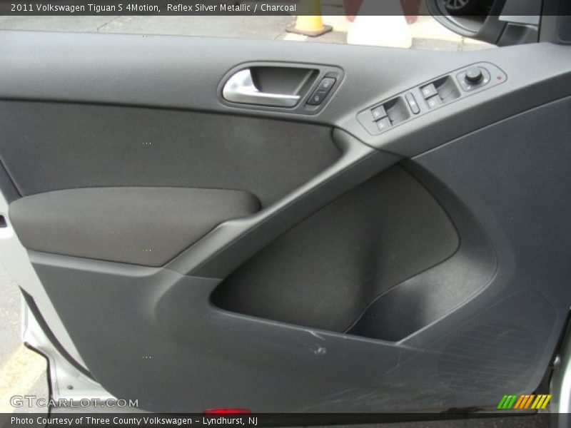 Reflex Silver Metallic / Charcoal 2011 Volkswagen Tiguan S 4Motion