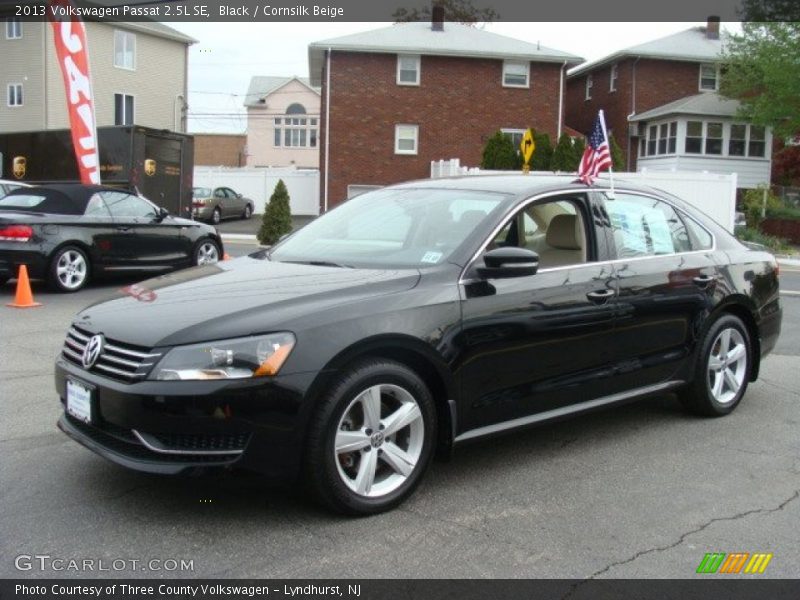 Black / Cornsilk Beige 2013 Volkswagen Passat 2.5L SE