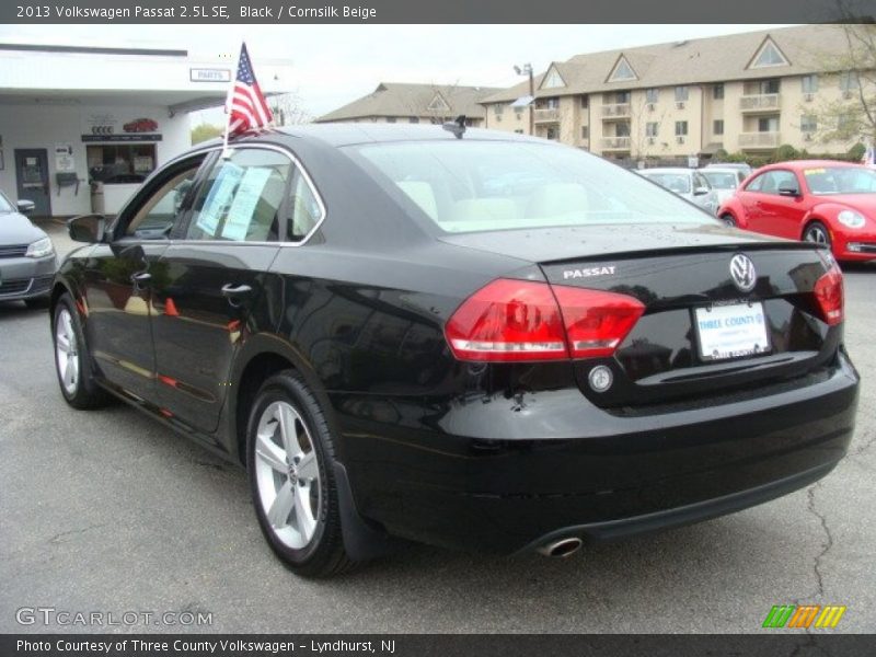 Black / Cornsilk Beige 2013 Volkswagen Passat 2.5L SE
