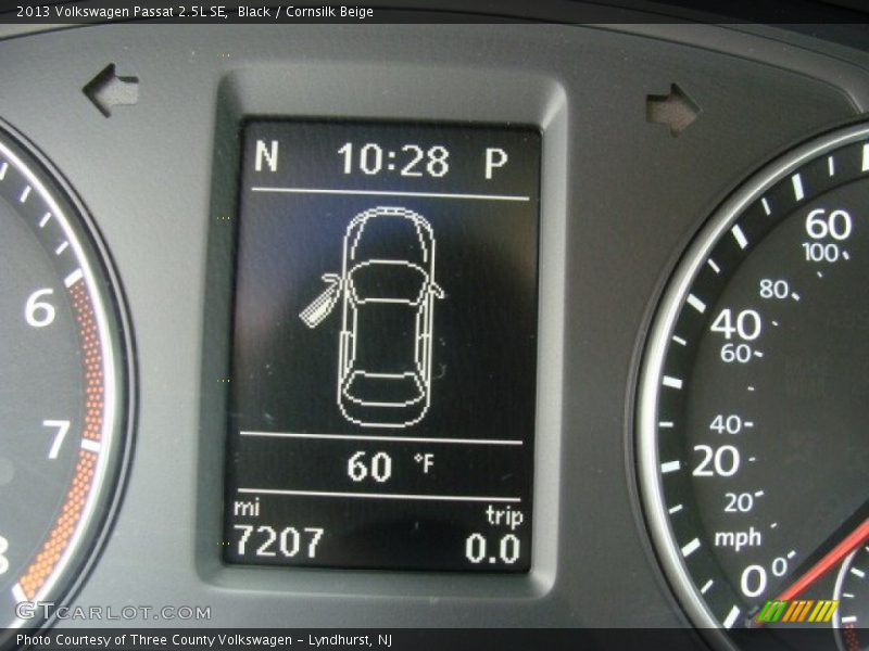 Black / Cornsilk Beige 2013 Volkswagen Passat 2.5L SE