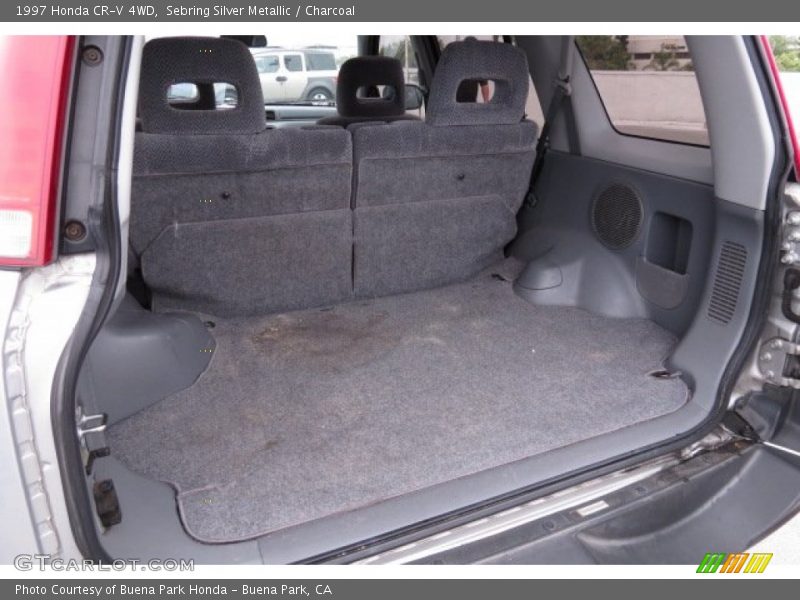 Sebring Silver Metallic / Charcoal 1997 Honda CR-V 4WD