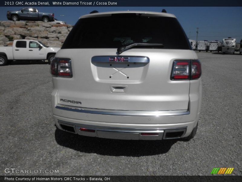 White Diamond Tricoat / Cocoa Dune 2013 GMC Acadia Denali