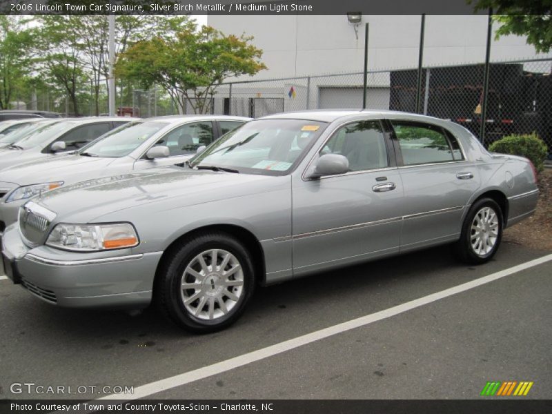 Silver Birch Metallic / Medium Light Stone 2006 Lincoln Town Car Signature