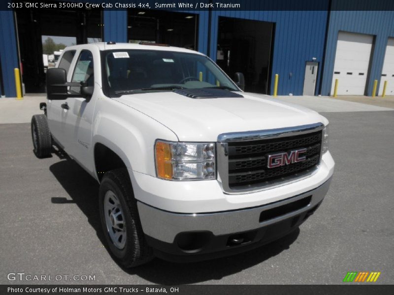 Summit White / Dark Titanium 2013 GMC Sierra 3500HD Crew Cab Chassis 4x4