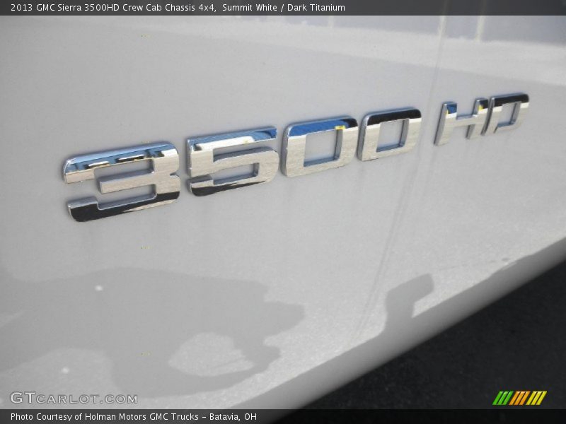 Summit White / Dark Titanium 2013 GMC Sierra 3500HD Crew Cab Chassis 4x4
