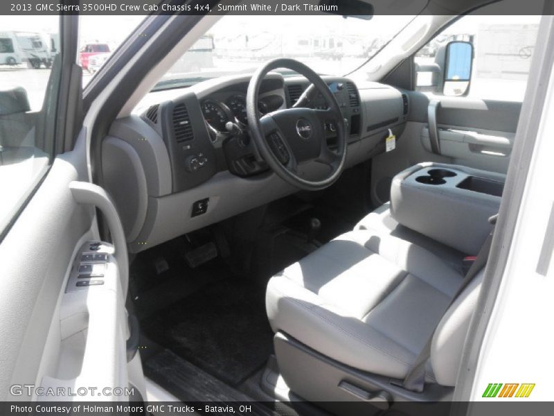 Summit White / Dark Titanium 2013 GMC Sierra 3500HD Crew Cab Chassis 4x4
