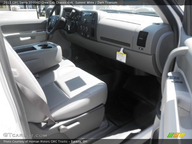 Summit White / Dark Titanium 2013 GMC Sierra 3500HD Crew Cab Chassis 4x4