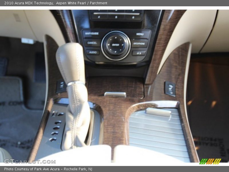 Aspen White Pearl / Parchment 2010 Acura MDX Technology