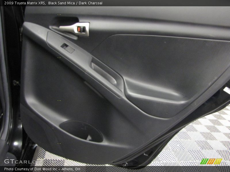 Black Sand Mica / Dark Charcoal 2009 Toyota Matrix XRS