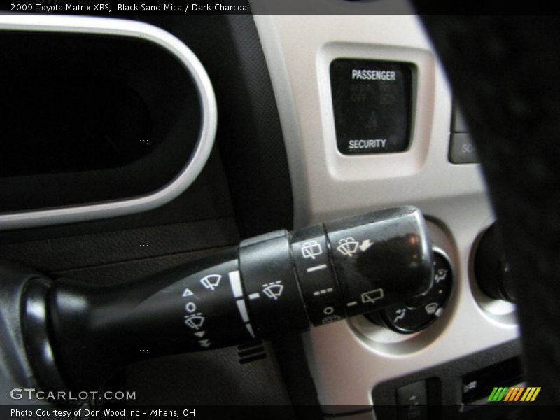 Black Sand Mica / Dark Charcoal 2009 Toyota Matrix XRS