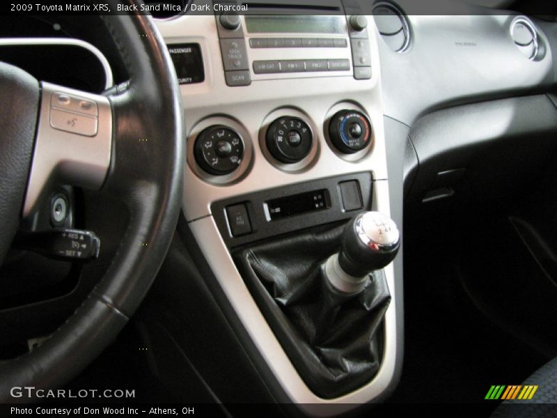 Black Sand Mica / Dark Charcoal 2009 Toyota Matrix XRS