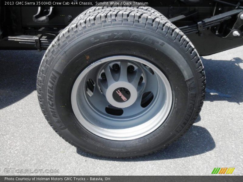 Summit White / Dark Titanium 2013 GMC Sierra 3500HD Crew Cab 4x4 Chassis