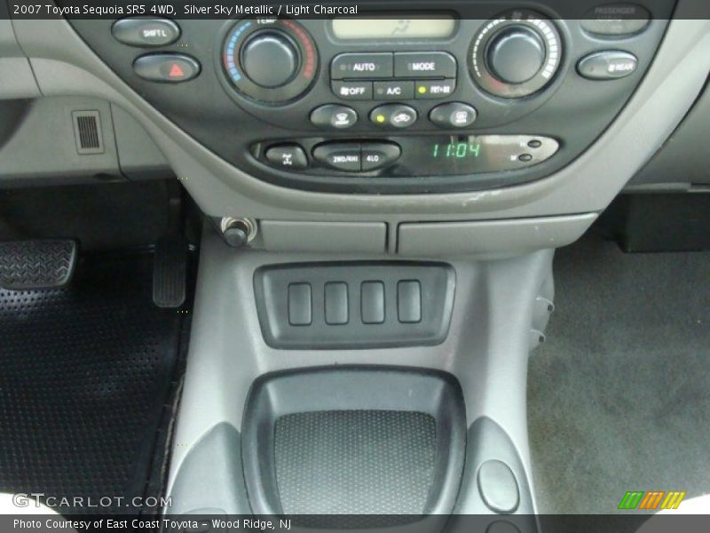 Silver Sky Metallic / Light Charcoal 2007 Toyota Sequoia SR5 4WD