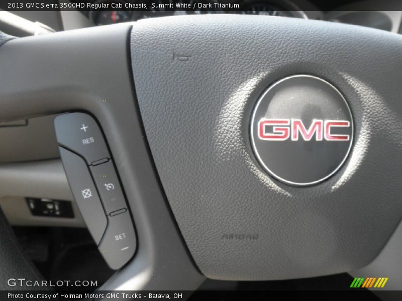 Summit White / Dark Titanium 2013 GMC Sierra 3500HD Regular Cab Chassis