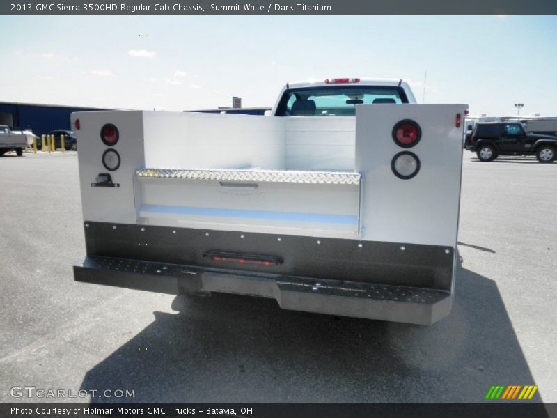 Summit White / Dark Titanium 2013 GMC Sierra 3500HD Regular Cab Chassis
