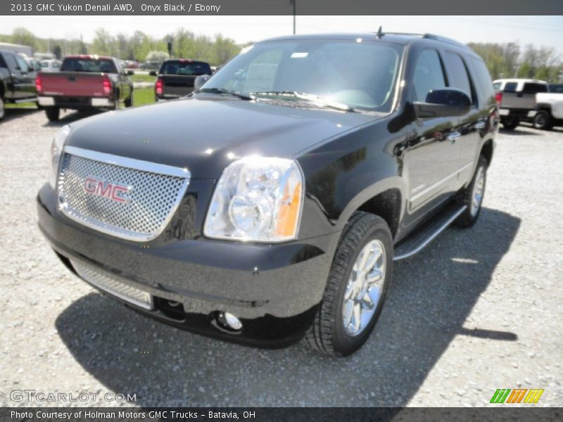 Onyx Black / Ebony 2013 GMC Yukon Denali AWD