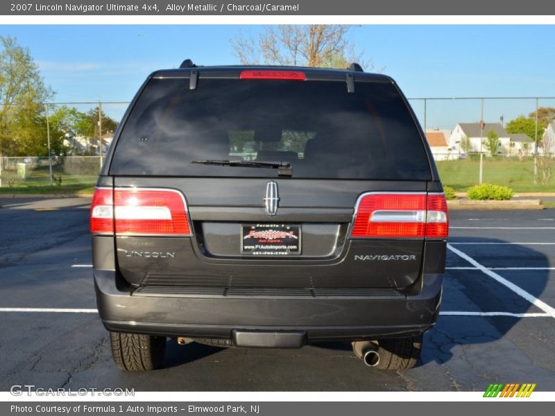 Alloy Metallic / Charcoal/Caramel 2007 Lincoln Navigator Ultimate 4x4