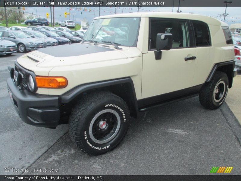 Sandstorm / Dark Charcoal/Beige 2010 Toyota FJ Cruiser Trail Teams Special Edition 4WD