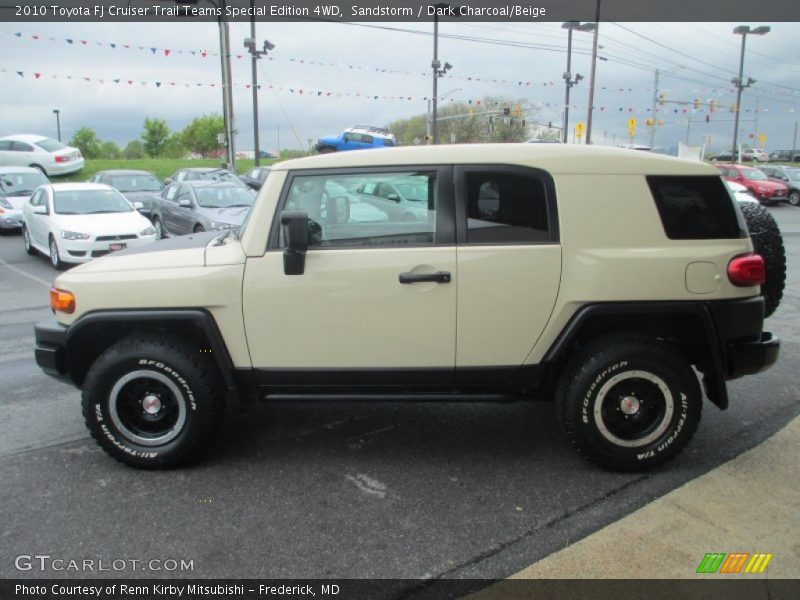 Sandstorm / Dark Charcoal/Beige 2010 Toyota FJ Cruiser Trail Teams Special Edition 4WD