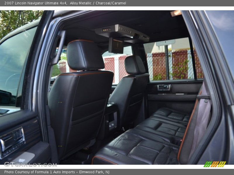 Alloy Metallic / Charcoal/Caramel 2007 Lincoln Navigator Ultimate 4x4