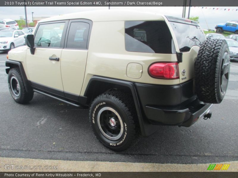 Sandstorm / Dark Charcoal/Beige 2010 Toyota FJ Cruiser Trail Teams Special Edition 4WD
