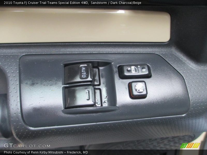Sandstorm / Dark Charcoal/Beige 2010 Toyota FJ Cruiser Trail Teams Special Edition 4WD