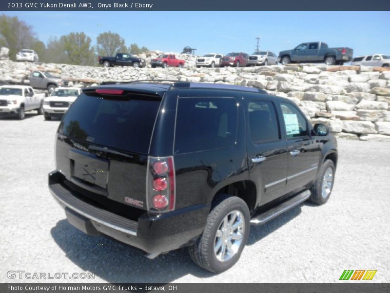Onyx Black / Ebony 2013 GMC Yukon Denali AWD
