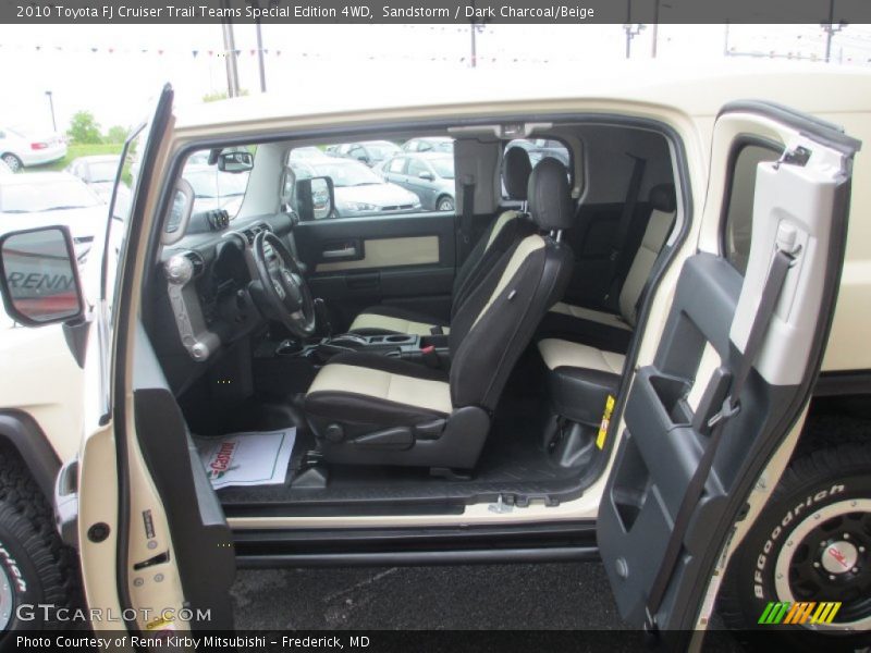 Sandstorm / Dark Charcoal/Beige 2010 Toyota FJ Cruiser Trail Teams Special Edition 4WD