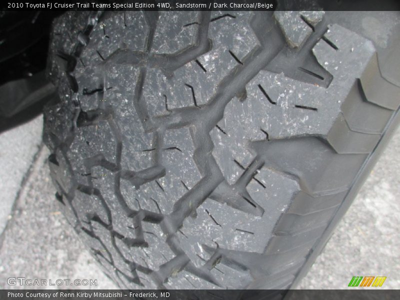 Sandstorm / Dark Charcoal/Beige 2010 Toyota FJ Cruiser Trail Teams Special Edition 4WD