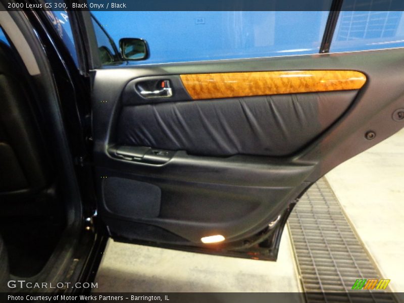 Black Onyx / Black 2000 Lexus GS 300